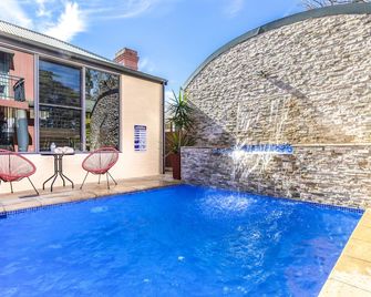 Berry Village Boutique Motel - Berry - Pool