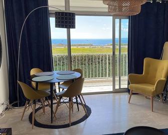 Résidence des 3 iles - Quiberon - Dining room