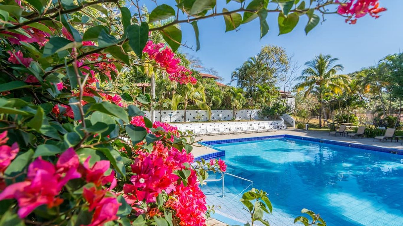 Hotel Colinas del Sol