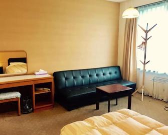 Ohito Hotel - Izunokuni - Living room