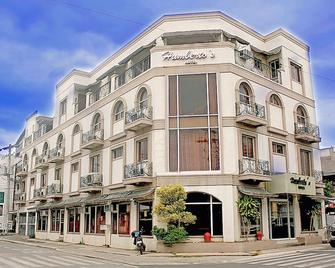 OYO 414 Humberto's Hotel - Davao City - Building