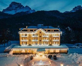 Hotel Marcora & Spa - San Vito Di Cadore - Gebäude