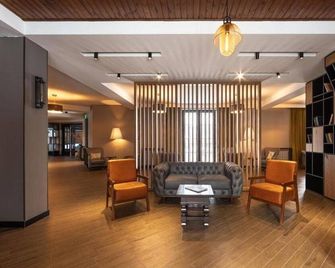 Komorebi Bakuriani Resort - Bakuriani - Lounge