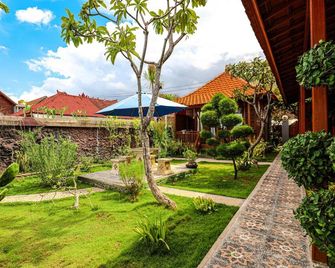 Swan Beach Inn - Nusa Penida - Buiten zicht
