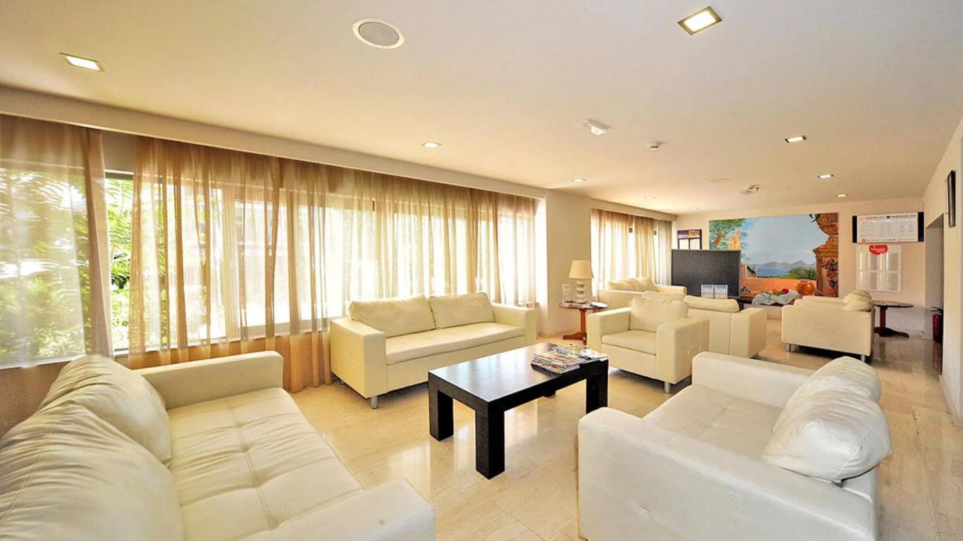 Saint Constantine Hotel