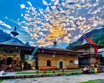 Snowind Cottages - Kufri - Building