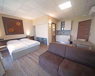 Smeraldo dip Villa Canneto - Sirmione - Bedroom