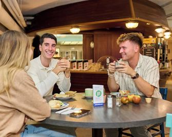 A&O Hamburg Reeperbahn - Hamburg