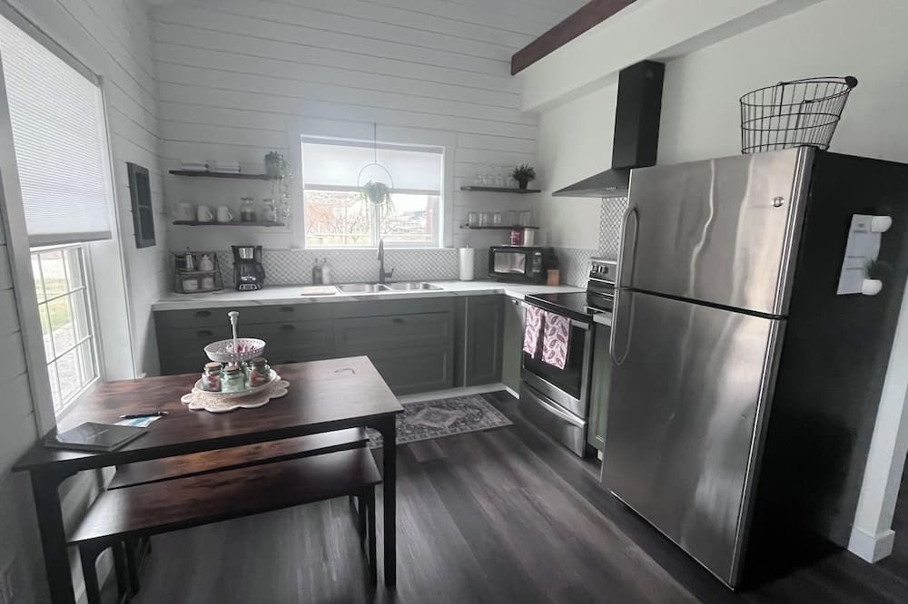 Charming Country Hideaway – The Paisley Guest House - Keremeos - Cocina