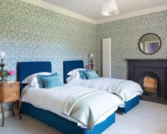 A luxuriously appointed farmhouse with excellent entertaining space for families and groups. - East Linton - Soveværelse