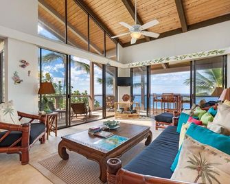 Aloha Condos, Keauhou Kona Surf and Racquet Club, Condo 1-306, Oceanfront - Hōlualoa - Living room