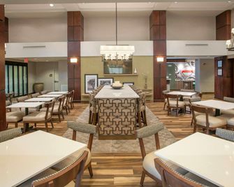 Hampton Inn & Suites Mobile Providence Park/Airport - Mobile - Restoran