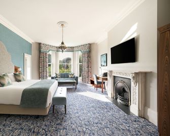 voco The Clifton Folkestone, an IHG Hotel - Folkestone - Bedroom