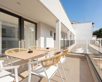Elegant Maltepe Accommodation - Nea Kallikratia - Balcon