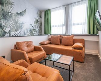 City Joy - sports Center Tasmajdan - Belgrado - Sala de estar