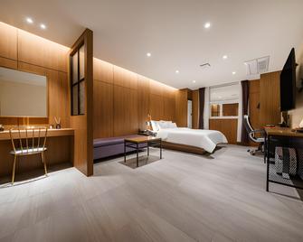 Brown Dot Gwangju Cheomdan - Gwangju - Schlafzimmer