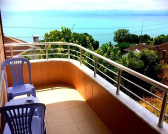 Turhan Pansiyon - Sinop - Balcony