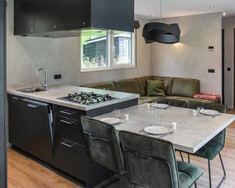 3 bedroom pet friendly home in Epe - Epe - Küche