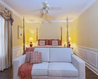 The Kenwood Inn - St. Augustine - Bedroom