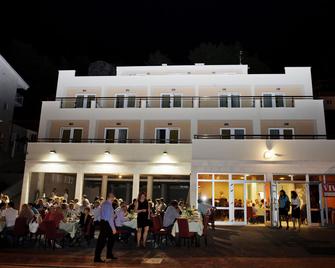 Villa Palloma - Baška Voda - Edificio