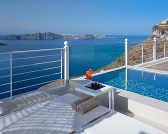 Nefeles Luxury Suites - Thera - Balcony