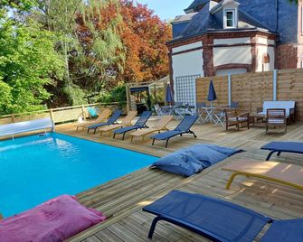 Le Clos des Lodges - Bernay - Pool