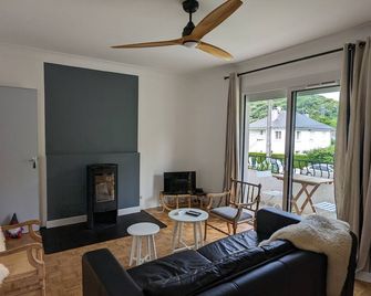 Villa d'Azun - อาร์เชล - แกโซสท์ - ห้องนั่งเล่น