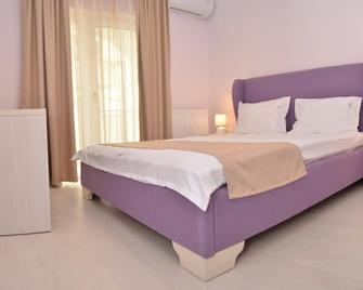 Mykonos Mamaia Boutique Villa Hostel - Mamaia - Bedroom