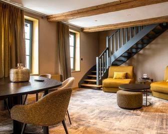 Best Western Le Cheval Blanc - Honfleur - Phòng khách