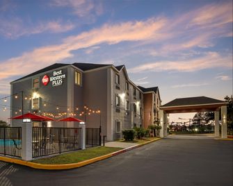 Best Western Plus D'Iberville - Biloxi - Edificio