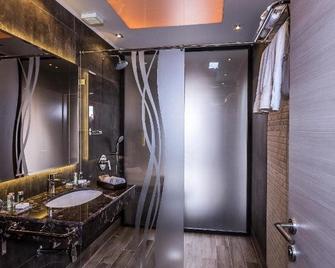 8 1/2 Art Guest House - Φιλιππούπολη