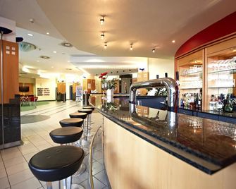 Intercityhotel Schwerin - Schwerin - בר