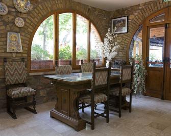 Hotel Da Angelo - אסיסי - חדר אוכל