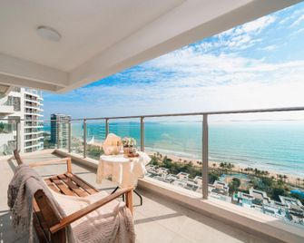 Redman Seaview Inn (Shanwei Poly Jinmachi Bay Branch) - Shanwei - Balcony