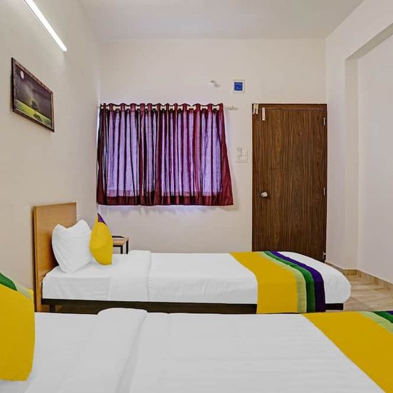Itsy Hotels Flowers Park image 1