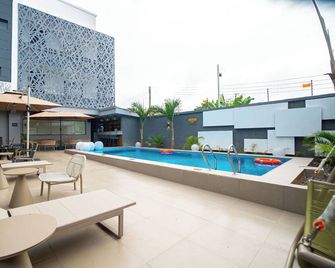 Greyfield Hotel and Apartments - Benin City