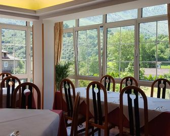 Hotel Naranjo De Bulnes - Las Arenas - Restaurante