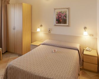 Villa Rosy - Viareggio - Bedroom