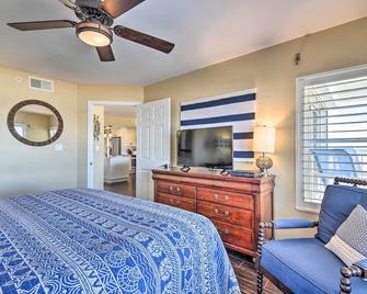 Luxe Oceanfront Condo with Pool, Beach Access and Gear - Ormond Beach - Bedroom