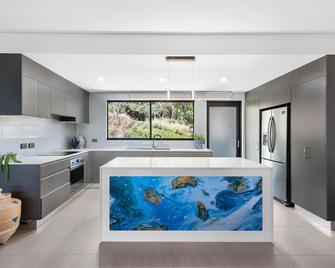 Valle Vista Luxury Apartments - Cairns - Küche