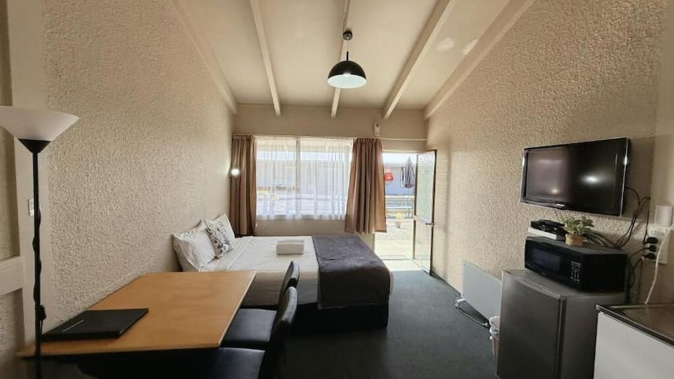 كورتيز موتل