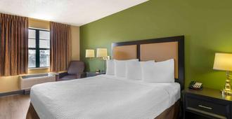 Extended Stay America Suites - St Petersburg - Clearwater - Executive Dr - Clearwater - Schlafzimmer