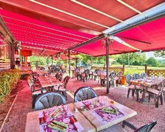Logis Hôtel Restaurant Le Chalet du Mont Roland - Dole - Restaurant