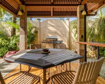 Tamarindo 1br Comfy Apt Business Relaxing Pool - Tamarindo - Patio