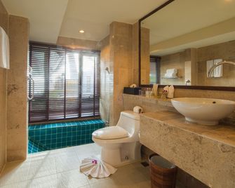 Andaman White Beach Resort - Sakhu