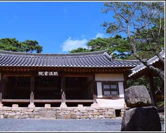 Mookgae Seowon Manhuejeong - Andong - Будівля