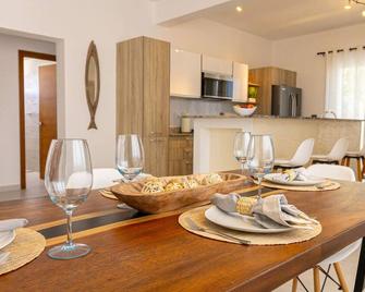 Elegant 2 Bedroom Apartment with Pool - Bayahibe - Jadalnia