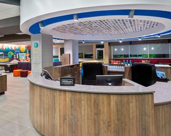 Tru by Hilton Spartanburg - Spartanburg - Resepsiyon