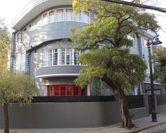 Aji Hostel Providencia - Santiago - Rakennus
