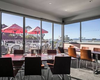 Bridport Bay Inn - Bridport